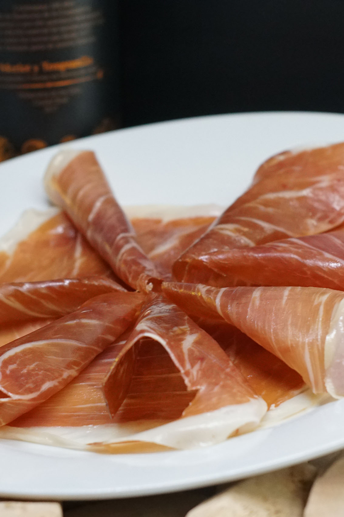 embutido-iberico-jamon-serrano-gran-reserva-la-eleccion-perfecta Venta online de vinos, embutidos, quesos, sidra, aceites, aperitivos, aceitunas, encurtidos y tés. Tienda online La Elección Perfecta.