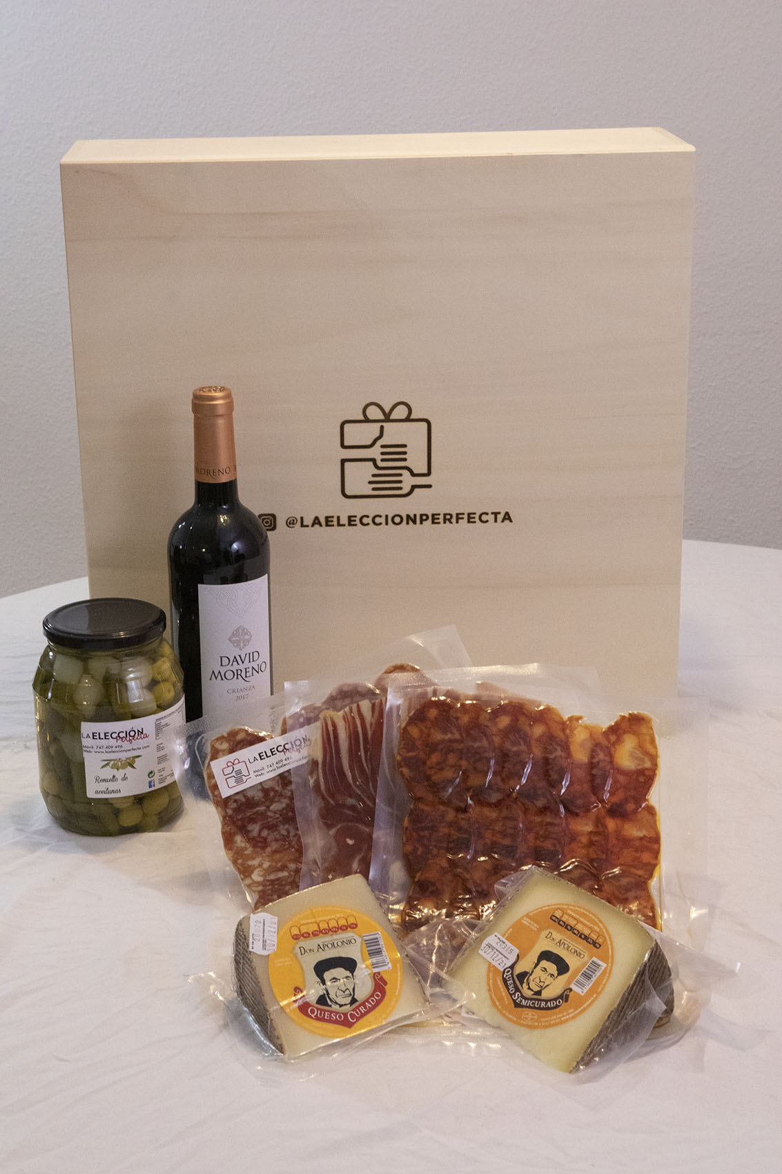 cajas-de-regalo-gastronomico-cestas-y-catas-cesta-basica-la-eleccion-perfecta